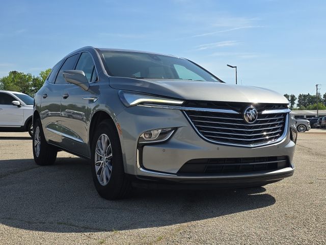 2023 Buick Enclave Essence:C02602