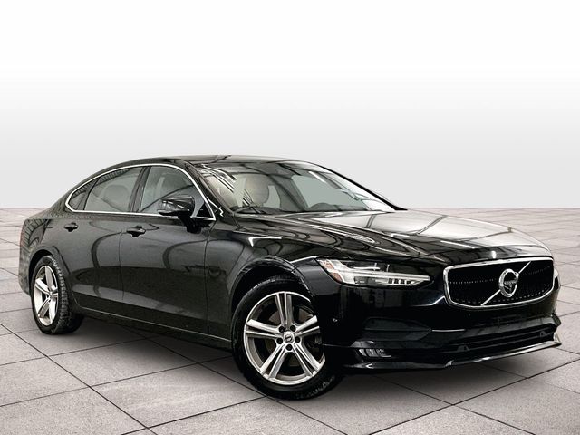 2018 Volvo S90 T5 Momentum - 2