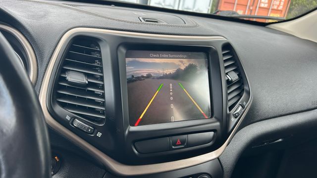 Used 2016 Jeep Cherokee SUV