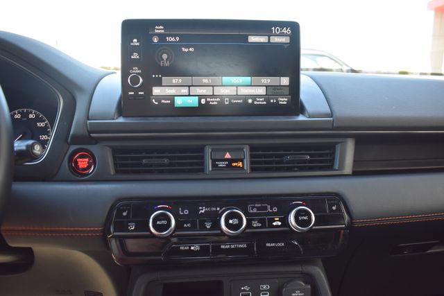 Used 2025 Honda Pilot SUV