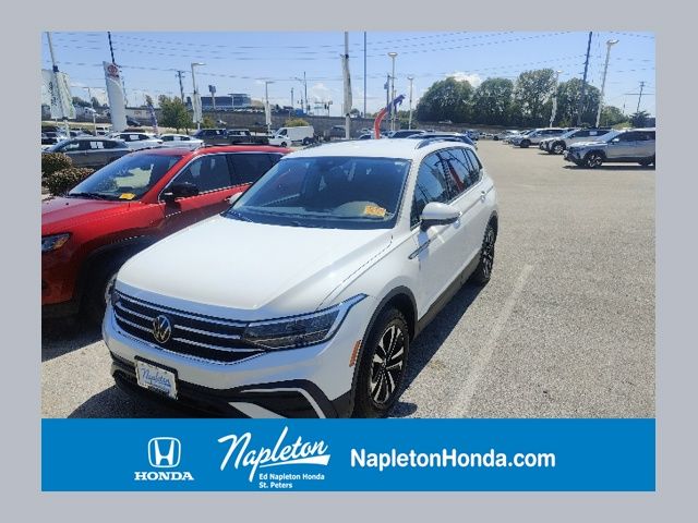 Pure White 2024 Volkswagen Tiguan SUV / Crossover Front-Wheel Drive 8-Speed Automatic
