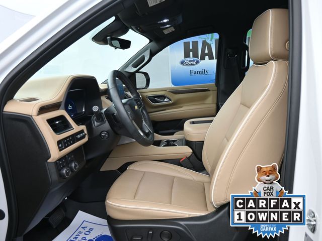 2024 Chevrolet Suburban Premier photo