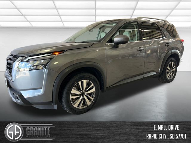 2025 Nissan Pathfinder SL FWD
