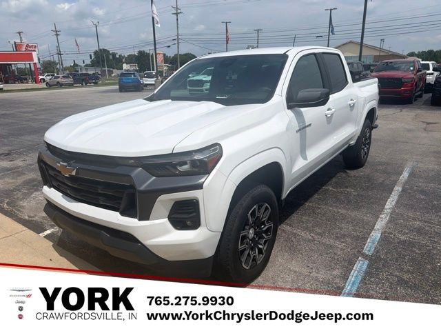 Summit White 2023 Chevrolet Colorado Pickup Truck Four-Wheel Drive 8-Speed Automatic