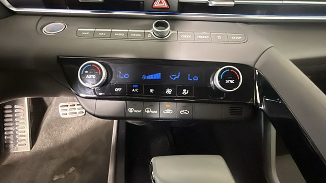 2025 Serenity White Hyundai Elantra Hybrid SEL Sport FWD Sedan