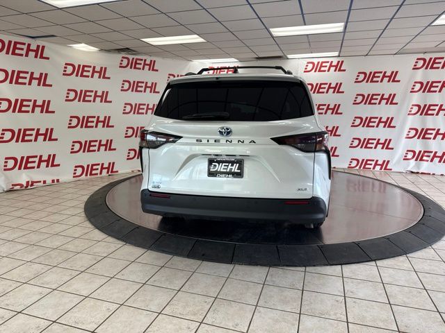 Used 2025 Toyota Sienna Van