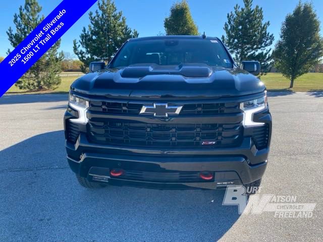 2025 Chevrolet Silverado 1500 LT Trail Boss 8