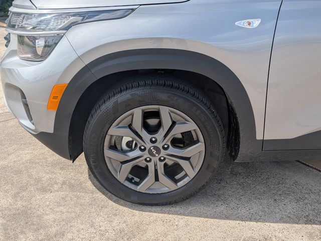 2026 Kia Seltos LX Gray at Legacy Ford