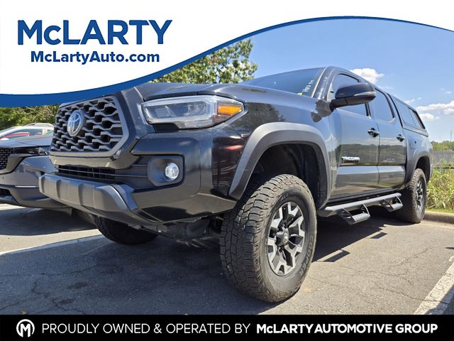 Midnight Black Metallic 2022 Toyota Tacoma Pickup Truck Four-Wheel Drive 6-Speed Manual