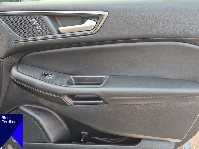 Used 2022 Gray Ford SE image 33