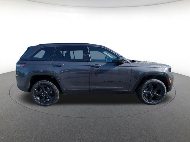 new 2026 Jeep Grand Cherokee car, priced at $44,086