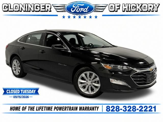 Mosaic Black Metallic 2025 Chevrolet Malibu Sedan Front-Wheel Drive Continuously Variable Transmission