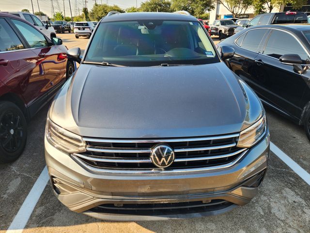 2022 Volkswagen Tiguan 2.0T SE - 1