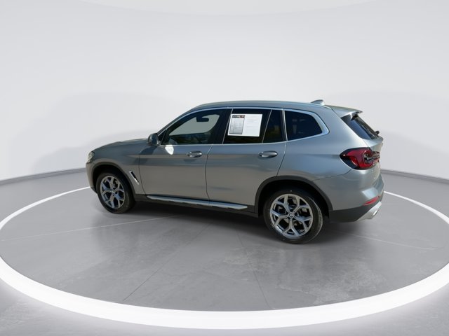 Used 2023 Gray BMW xDrive30i image 5