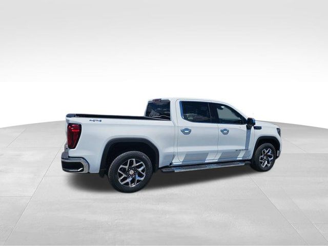 2024 GMC Sierra 1500 SLT 8