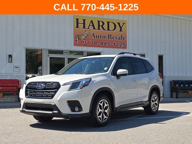 2023 Subaru Forester Premium  B02302