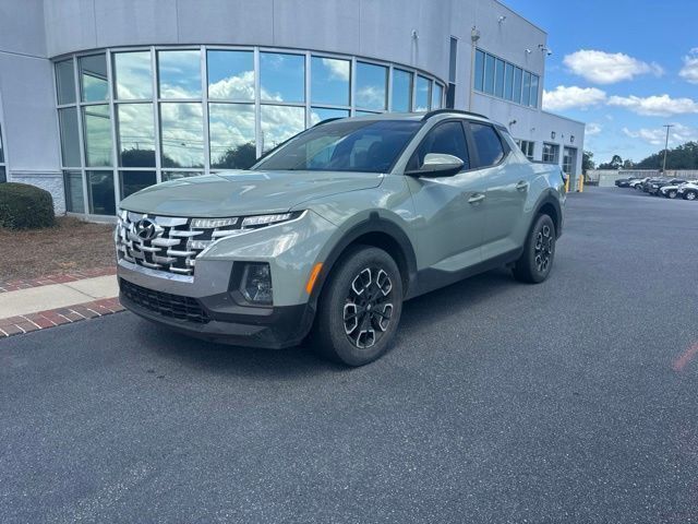 Used 2022 Green Hyundai SEL Premium image 2