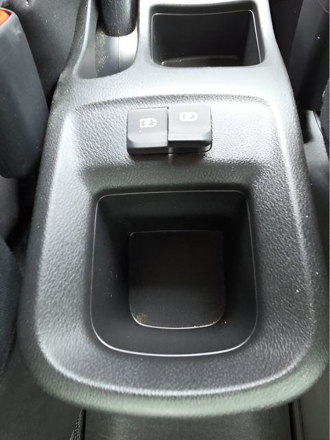 Used 2025 Nissan Versa Sedan