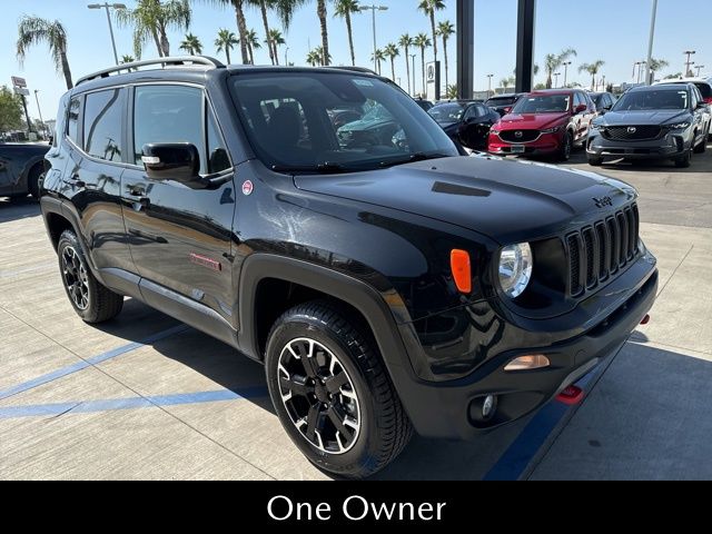 2023 Jeep Renegade Trailhawk 3