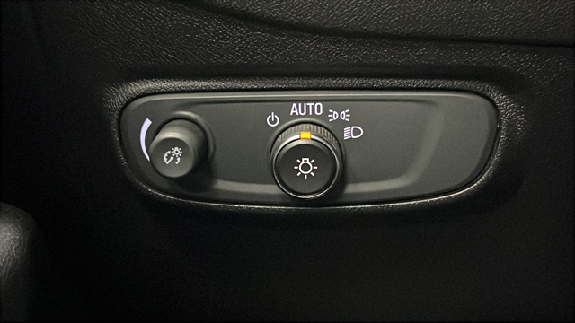 Used 2019 Pacific Blue Metallic Chevrolet LT image 29