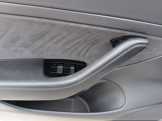 2020 Tesla Model 3 Standard - 10
