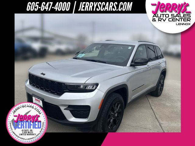 2025 Jeep Grand Cherokee Altitude 4WD