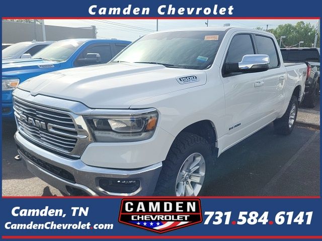 Bright White Clearcoat 2023 RAM 1500 Laramie Crew Cab 4WD Pickup Truck Four-Wheel Drive 8-Speed Automatic