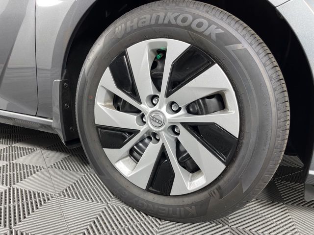 2025 Gun Metallic Nissan Altima 2.5 S FWD Sedan