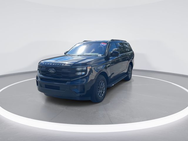 Used 2025 Black Ford Active image 2
