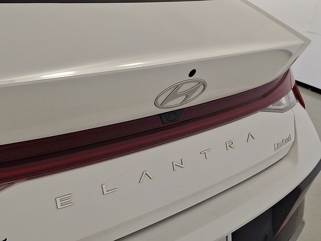 Used 2024 Hyundai Elantra Sedan