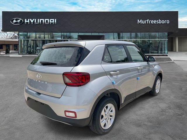 New 2026 Silver Hyundai SE image 5