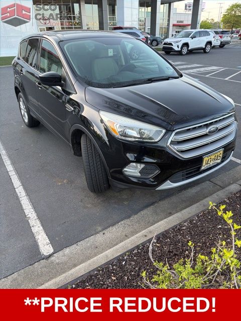 Used 2017 Ford Escape SE with VIN 1FMCU9G97HUB72178 for sale in Matthews, NC