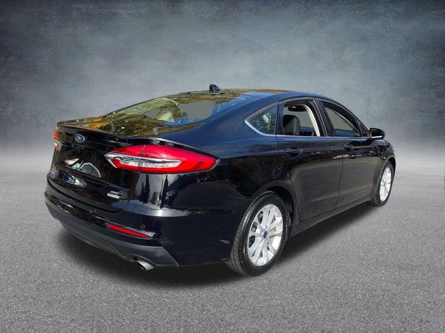 2020 Ford Fusion SE 8