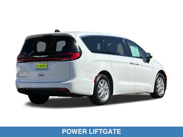 View vehicle photo 5