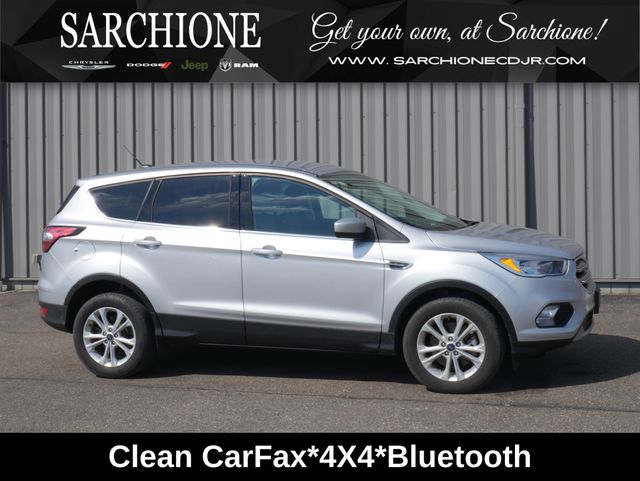 Ingot Silver 2017 Ford Escape SE AWD SUV / Crossover All-Wheel Drive 6-Speed Automatic