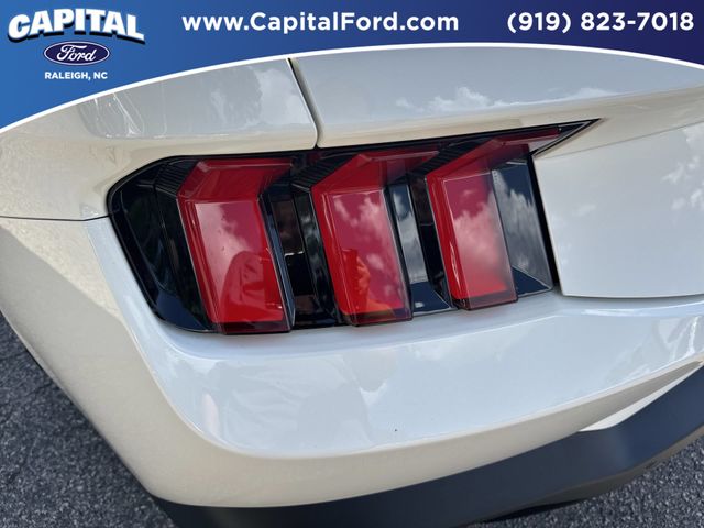 Used 2025 White Ford GT Premium image 15
