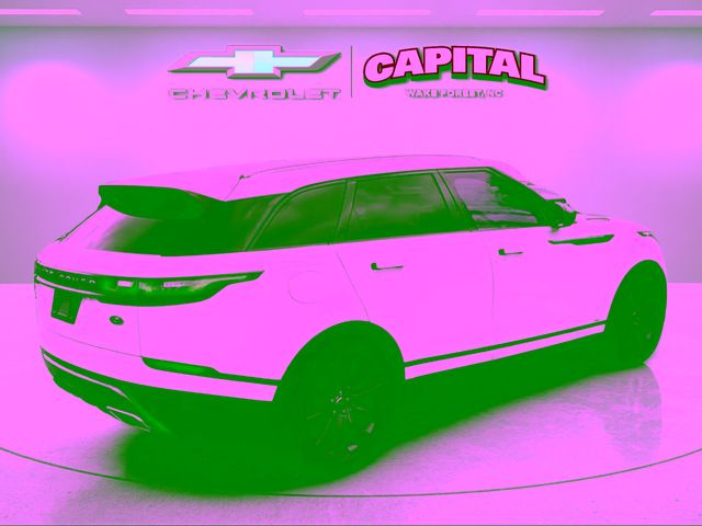 Used 2019 White Land Rover SE R-Dynamic image 5