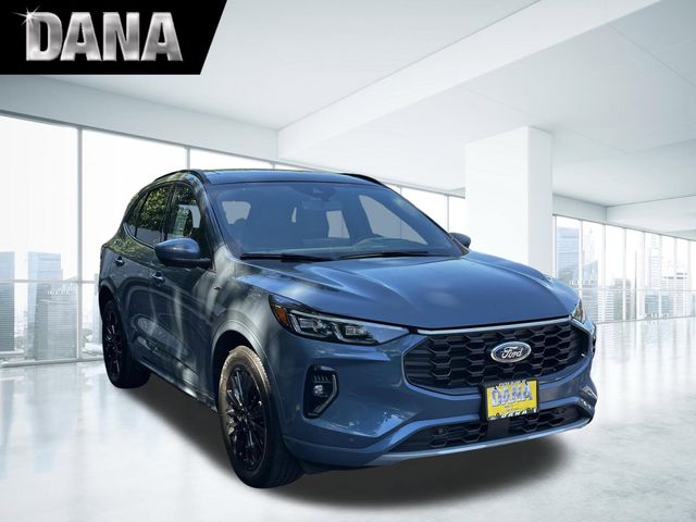 Vapor Blue Metallic 2023 Ford Escape ST-Line Elite AWD SUV / Crossover All-Wheel Drive 8-Speed Automatic