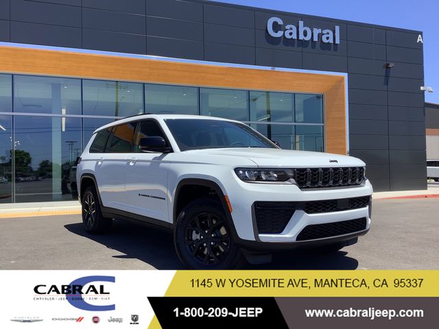 Bright White Clearcoat 2026 Jeep Grand Cherokee L SUV / Crossover Four-Wheel Drive 8-Speed Automatic