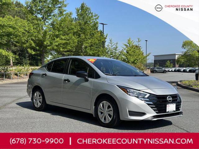 Brilliant Silver Metallic 2025 Nissan Versa S FWD Sedan Front-Wheel Drive Continuously Variable Transmission