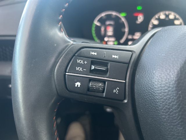 used 2025 Honda CR-V Hybrid car, priced at $35,305