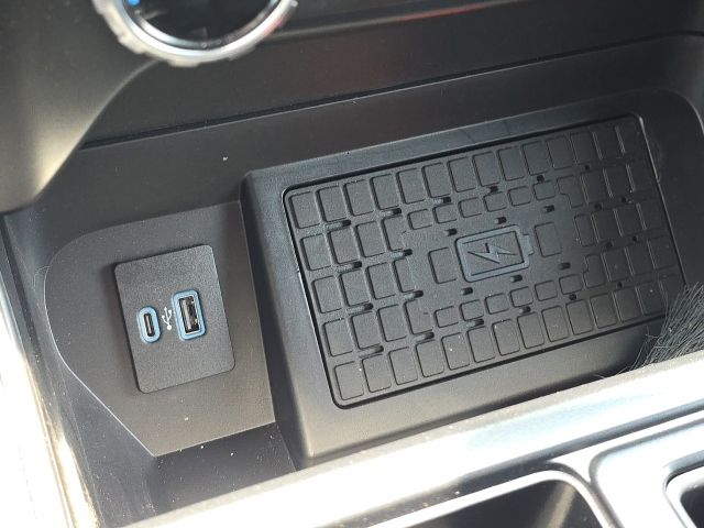 2024 Ford F-150 XLT:B02484