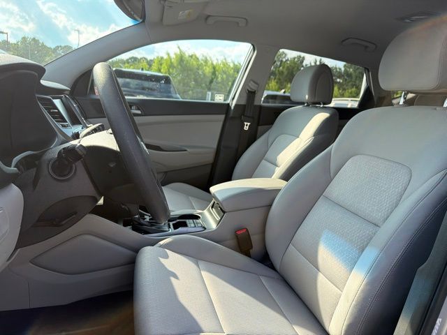 Used 2018 Silver Hyundai SEL image 11