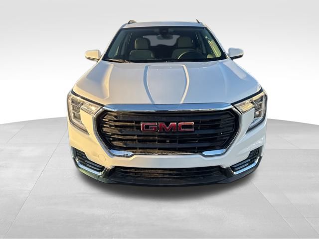 2024 GMC Terrain SLE 16