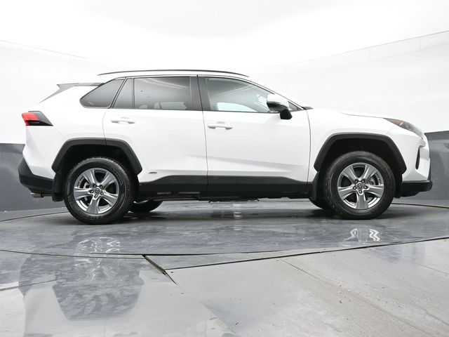 2022 Toyota RAV4 Hybrid LE 36