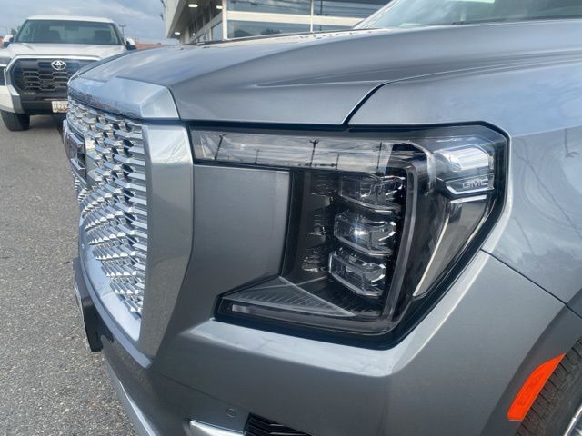 2022 GMC Yukon Denali 15