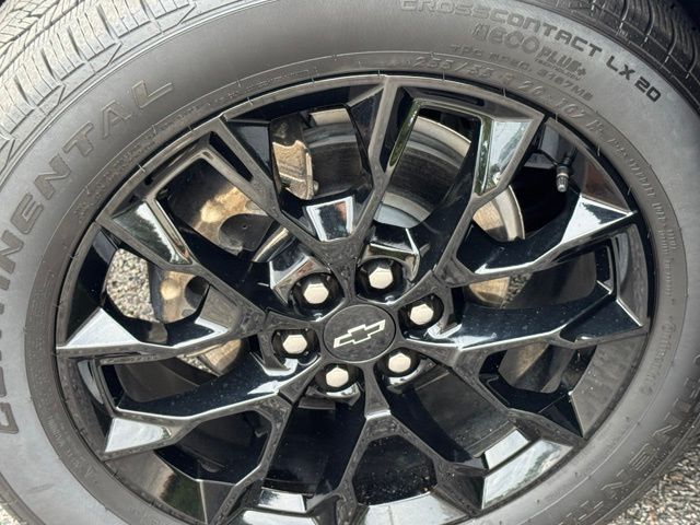 Used 2026 Chevrolet Traverse SUV