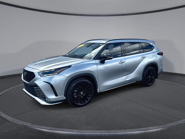 Celestial Silver Metallic 2024 Toyota Highlander XSE FWD SUV / Crossover Front-Wheel Drive 8-Speed Automatic