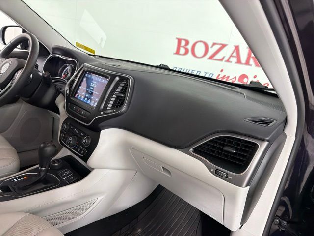 2021 Sangria Metallic Clearcoat Jeep Cherokee Latitude Lux 4X4 SUV