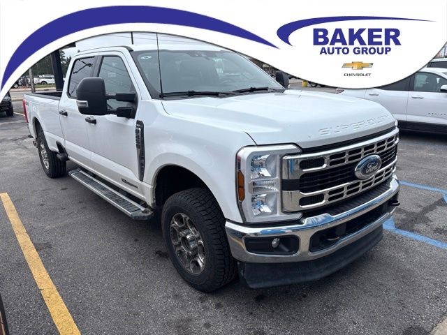  2025 Ford F-250 Super Duty XLT Crew Cab 4WD   